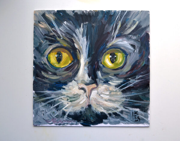 Original painting of a black tuxedo cat by Lada Kholosho. One-of-a-kind oil artwork on canvas board (25x25 cm) with bold brushstrokes and vivid yellow eyes. One-of-a-kind artwork shipped worldwide directly from the artist.