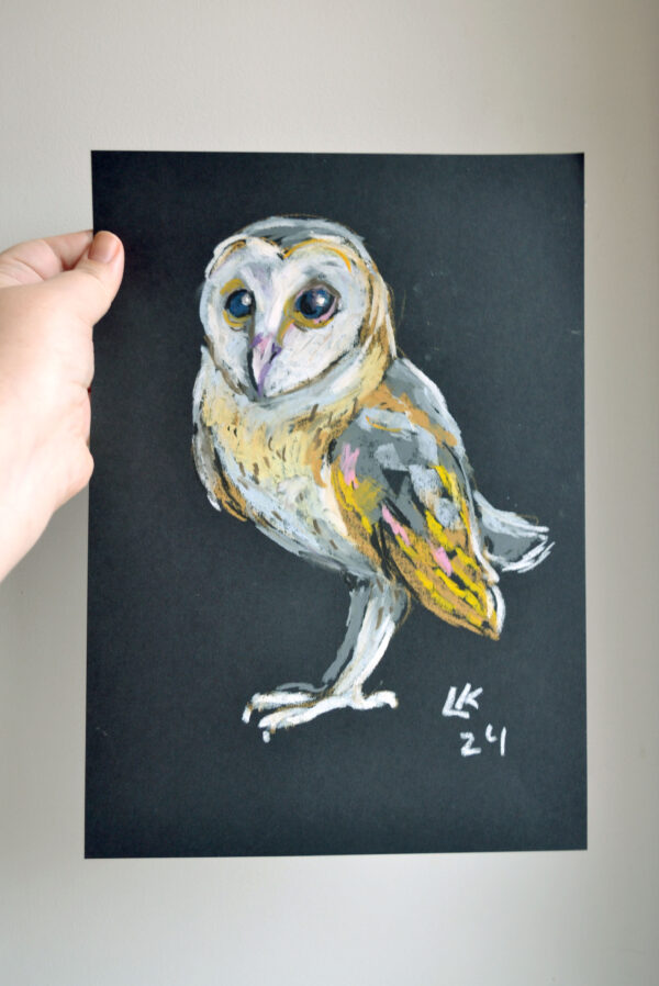 Expressive oil painting of a Barn Owl by Lada Kholosho. One-of-a-kind artwork, unframed, signed, with a certificate. Ships worldwide.