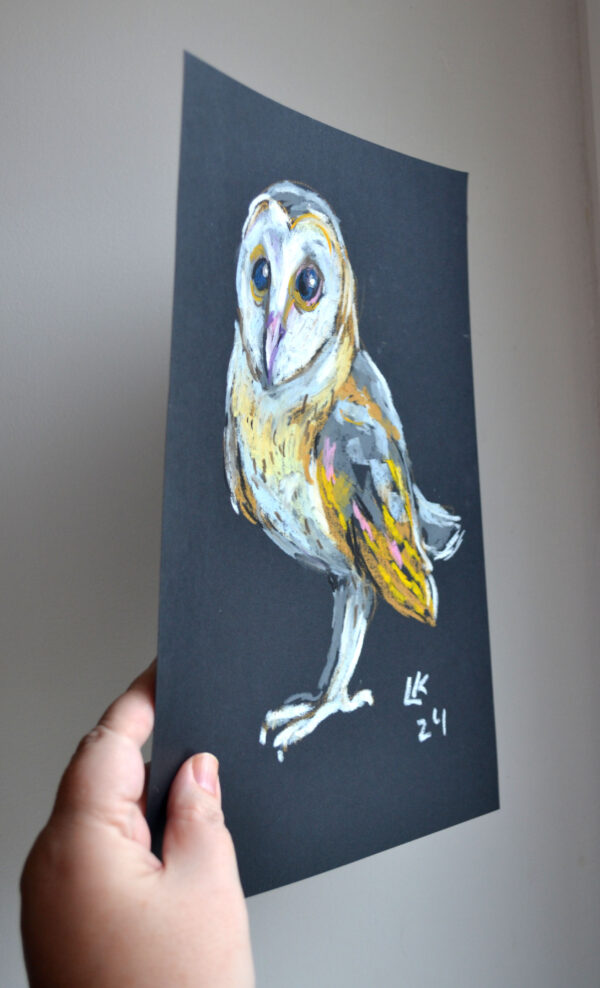 Expressive oil painting of a Barn Owl by Lada Kholosho. One-of-a-kind artwork, unframed, signed, with a certificate. Ships worldwide.