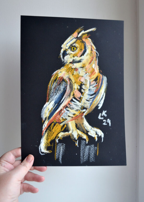 Original oil pastel painting "Great Horned Owl in Profile" by Lada Kholosho – bold wildlife art showcasing a majestic owl with vibrant colors against a deep black background.